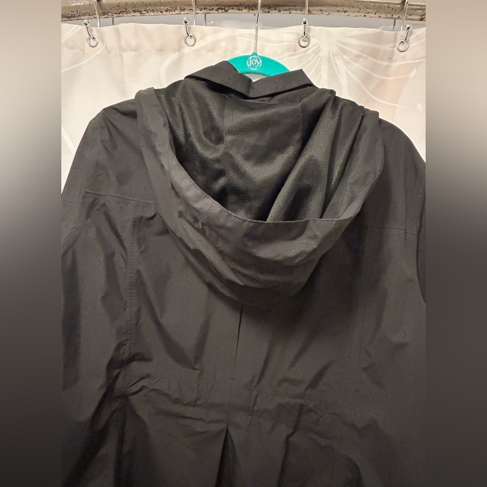 Athletic Rain Jacket - Picture 3 of 8